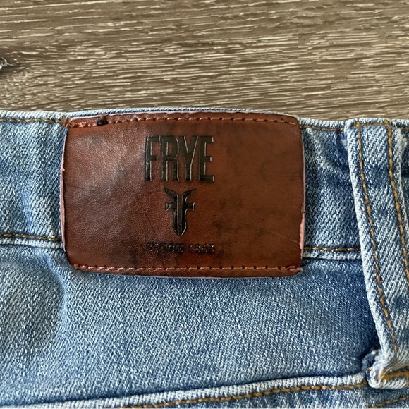 Frye Mid Rise Cropped Skinny Jeans Medium Wash Size 6 - Picture 8 of 10